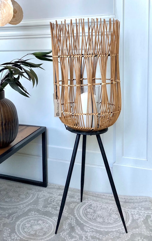 Modern rattan lámpa fém lábakon