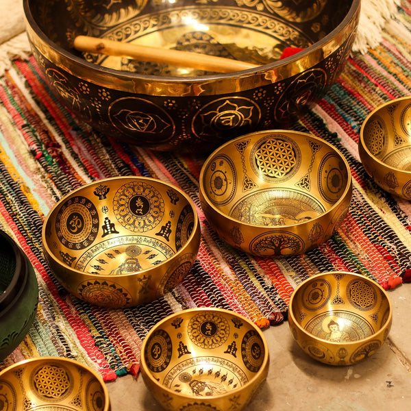 Tiszta sárgaréz maratott Buddha hangtálak - 4 darabos készlet