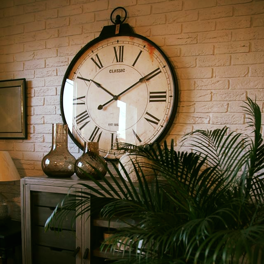 stunning wall clock